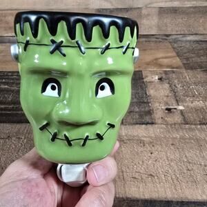 Retired Scentsy Halloween Frankenstein He's Alive Warmer